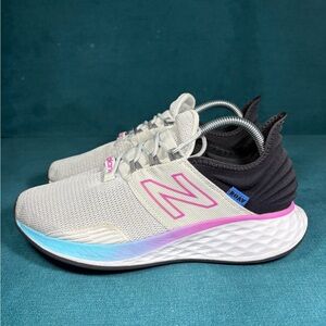 New Balance Fresh Foam Running Shoes Women’s Size 10 Gray Pink Athletic Sneakers